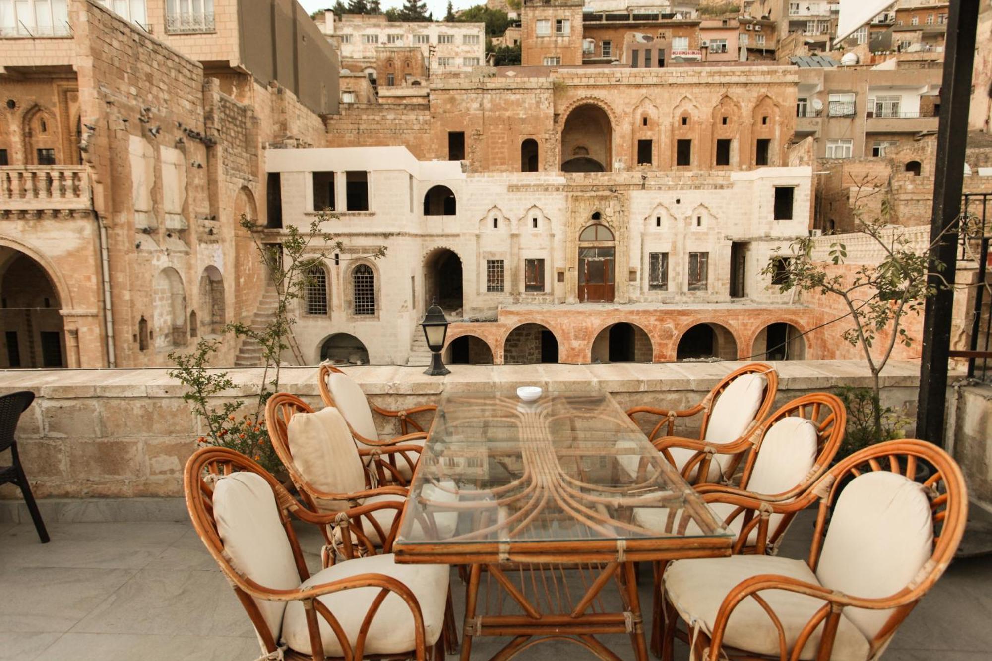 Tughan Hotel Mardin Exterior photo